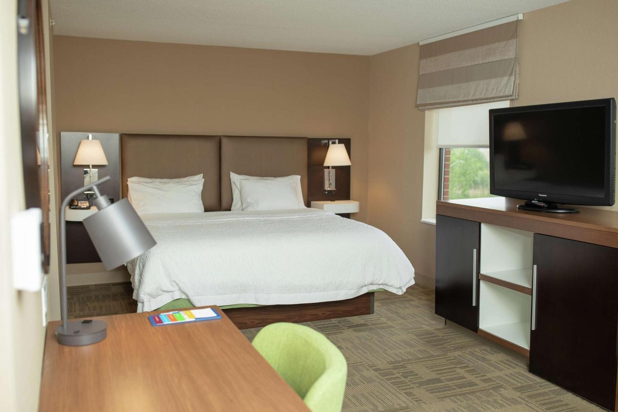 Hampton Inn Commerce/Novi Exterior foto